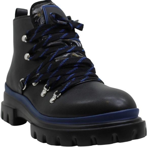 🎉HP🎉NIB Women’s Calvin Klein Lark Ankle Boot - Picture 2 of 12